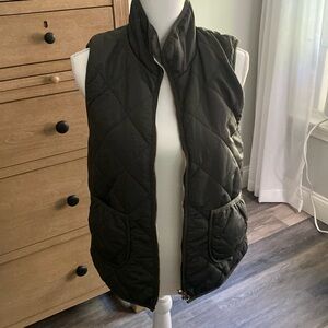 Market and Spruce quilted vest